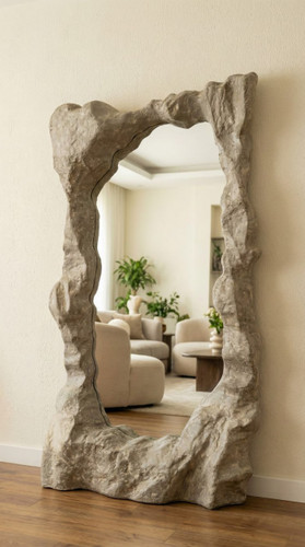 قاب آینه سنگی صخره ایی